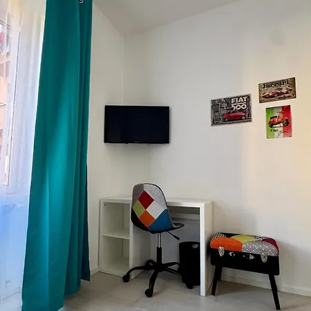 公寓 A Casa Di Amici *